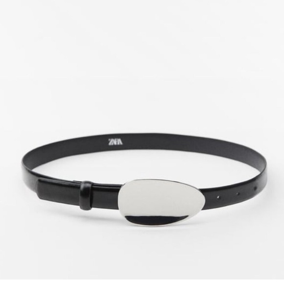 NWT. Zara Black Leather Belt With Oval Buckle. Size 30/EU 80.